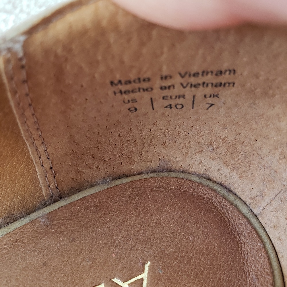 Women's Aldo Pumps - Picture 5 of 5